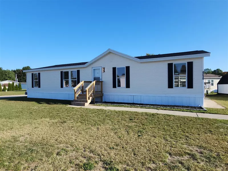 4210 Pepperwood Trail, Muskegon, MI 49442