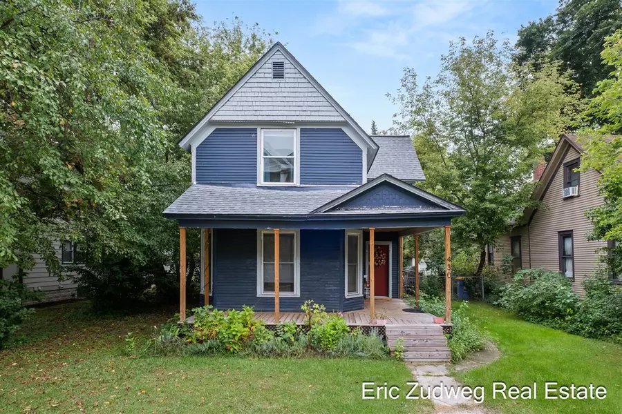 430 Grand Avenue, Grand Rapids, MI 49503