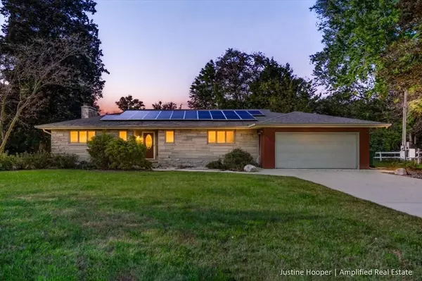 112 Feld Avenue, Battle Creek, MI 49037-1312