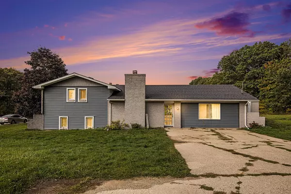 Cedar Springs, MI 49319-8348,14195 Pine Lake Avenue