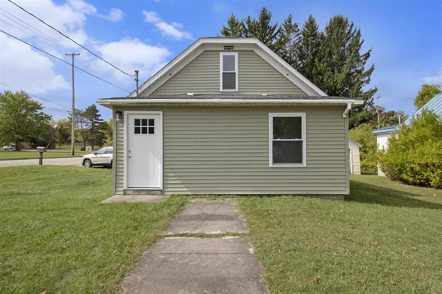 628 Hutchinson Street, Big Rapids, MI 49307-1936