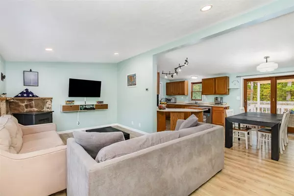 Buchanan, MI 49107,4289 E River Road