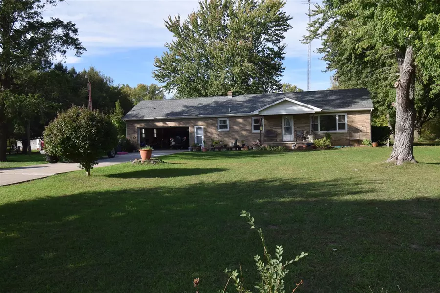 60772 61st Avenue, Hartford, MI 49057-9664