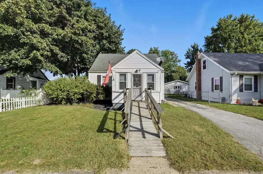 107 Sherwood Street, Dowagiac, MI 49047-1415