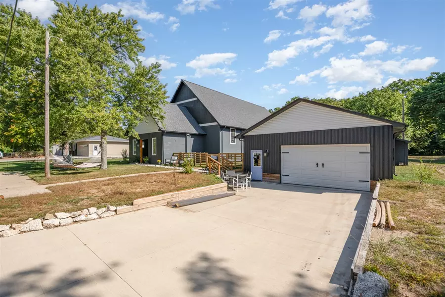 1342 S Parkway Street, Muskegon, MI 49442