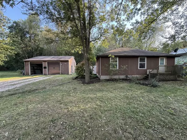 7222 Gleason Street, Kalamazoo, MI 49048-9524