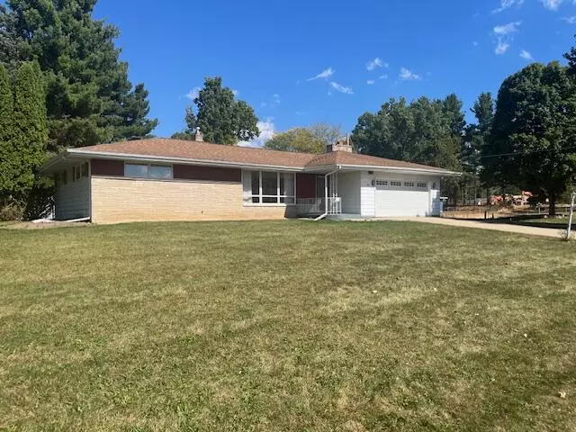 825 Mann Road, Marshall, MI 49068