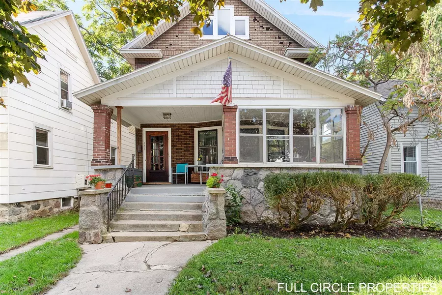 1435 Broadway Avenue, Grand Rapids, MI 49504-3210