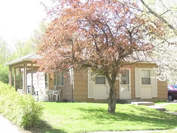 822 Starwick Drive, Ann Arbor, MI 48105-1226