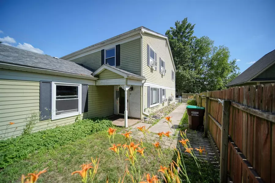 317 Clark Street, Clinton, MI 49236