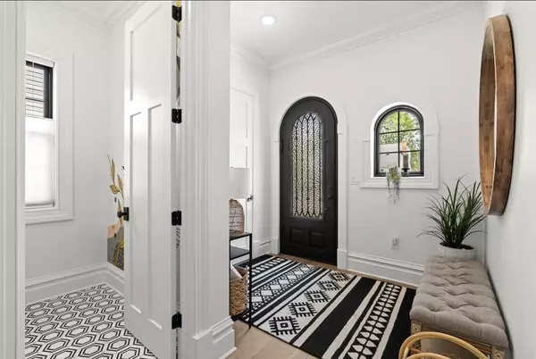 Waterford, MI 48328-1432,2020 Watkins Lake Road