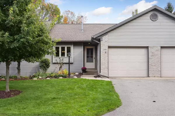 2486 Falcon Pointe Drive, Grand Rapids, MI 49534-7580