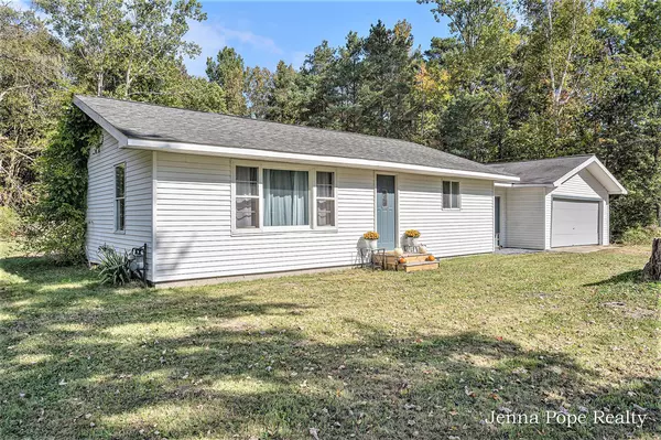 Fruitport, MI 49415,4070 E Fruiport Road