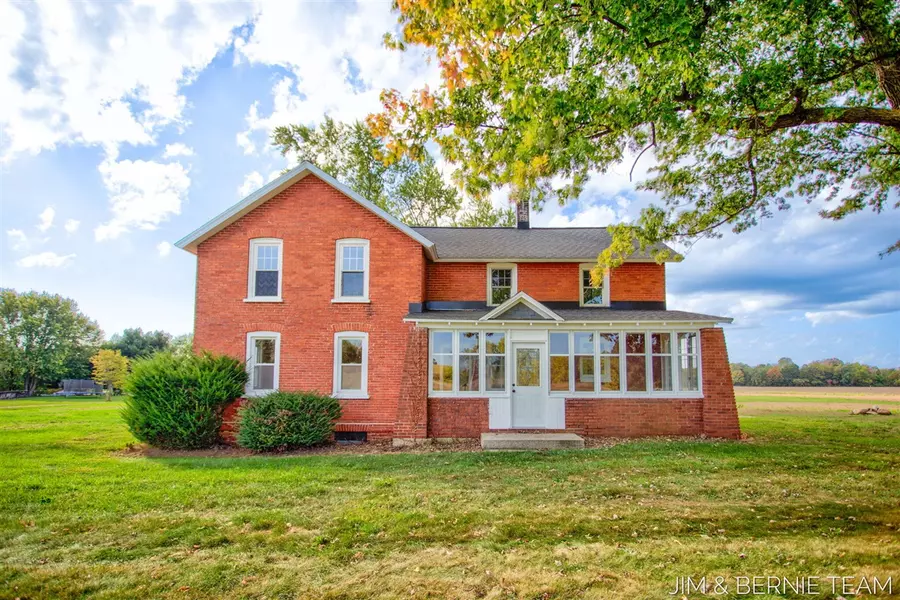 5014 136th Avenue, Hamilton, MI 49419