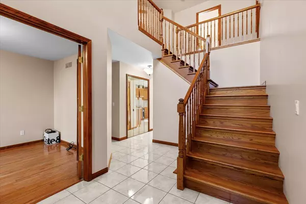 Troy, MI 48085-5506,138 Evaline Drive