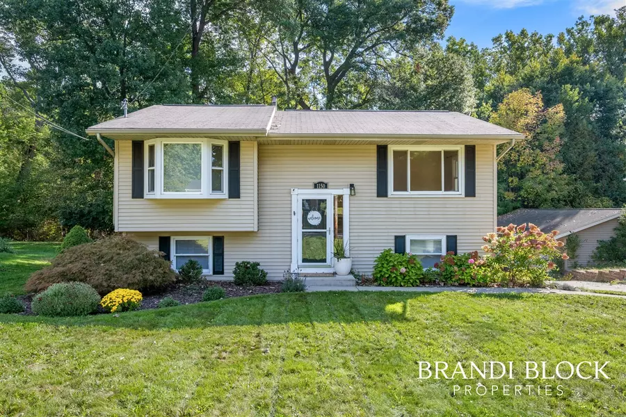 1150 Farnsworth Avenue, Grand Rapids, MI 49546-3648