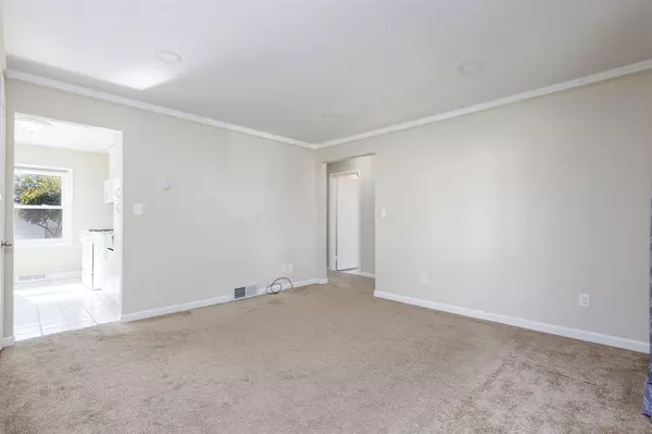 Madison Heights, MI 48071,880 E Rowland Avenue