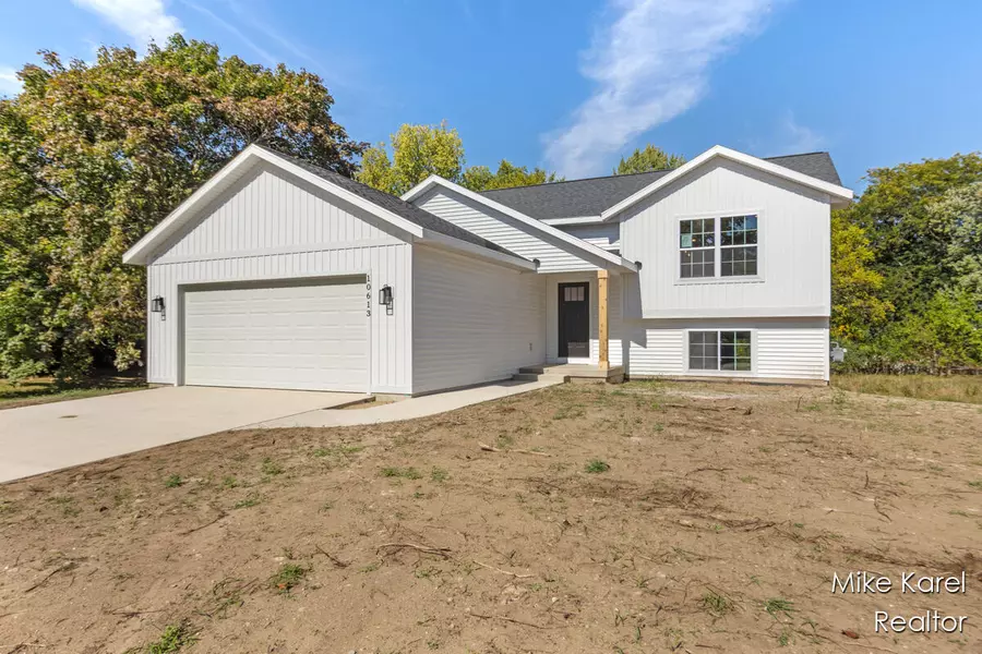 10613 68th Avenue, Allendale, MI 49401