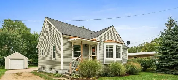 382 W Randall Street, Coopersville, MI 49404-1414