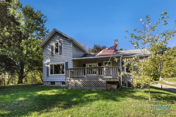 3845 Wood School Road, Hastings, MI 49058