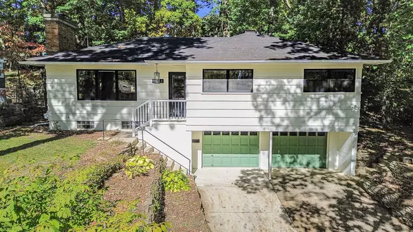 1122 Mixtwood Street, Ann Arbor, MI 48103-3035