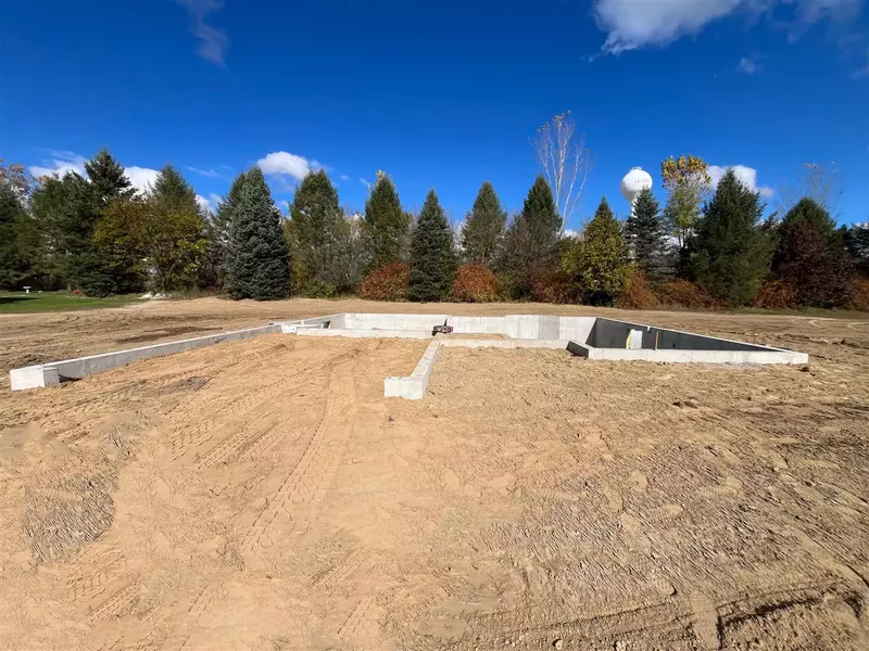 2026 Green Acres Drive, Adrian, MI 49221