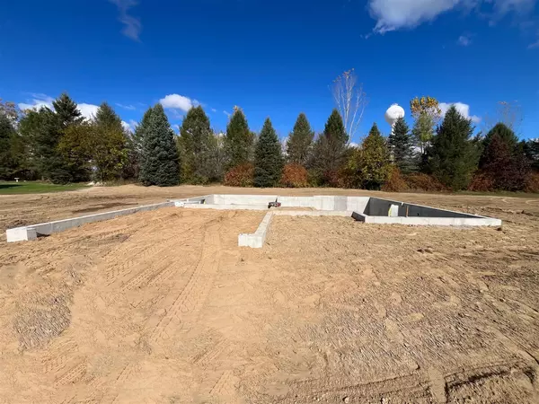 2026 Green Acres Drive, Adrian, MI 49221