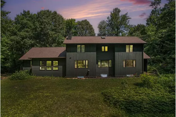 6860 Long Lake Road, Berrien Springs, MI 49103-9636