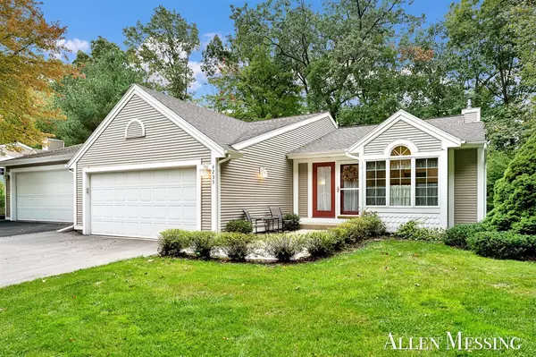 4235 Valley Side Drive, Grand Rapids, MI 49525-9689