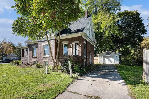 Saginaw, MI 48601-3203,521 Birch Street