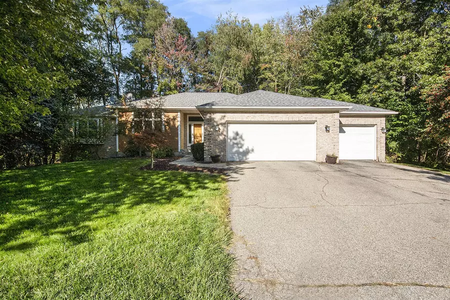 2594 Talltimber Court, Grand Rapids, MI 49546