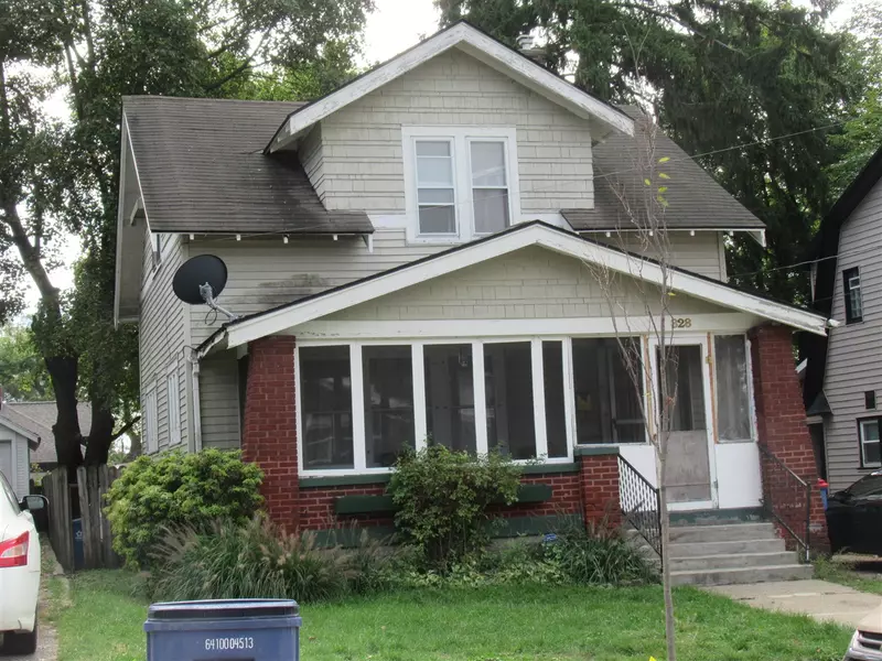 828 Ardmore Street, Grand Rapids, MI 49507-2707