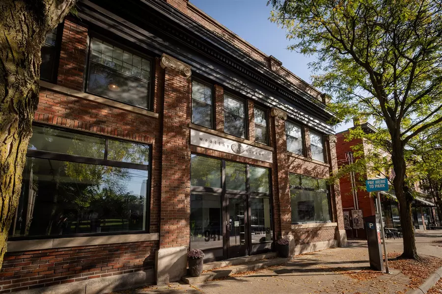 941 Wealthy Street, Grand Rapids, MI 49506