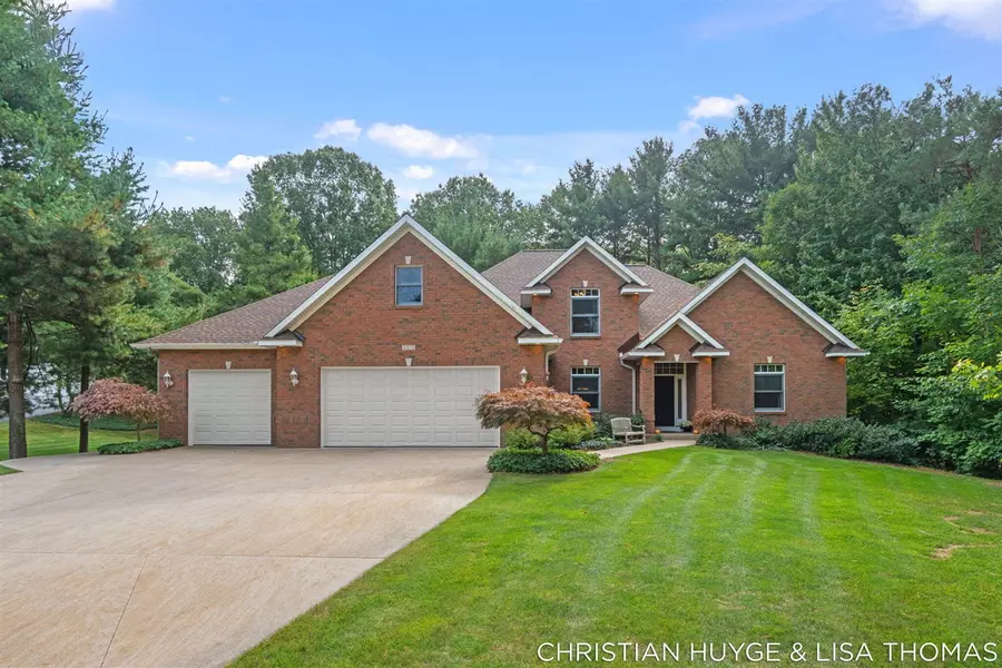 17172 Majestic Ridge, West Olive, MI 49460