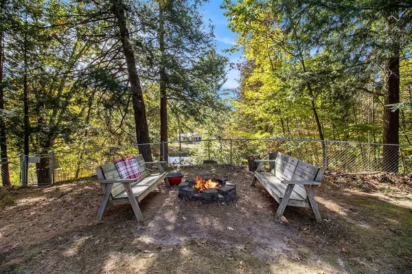 White Cloud, MI 49349-9771,1385 N Apple Drive