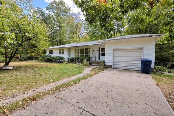 2763 Pontaluna Road, Fruitport, MI 49415-9607