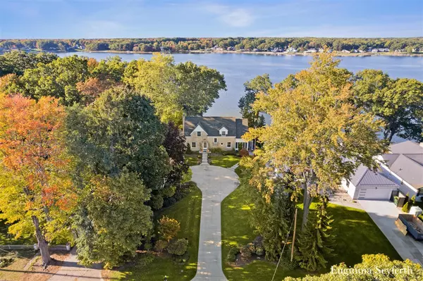 North Muskegon, MI 49445,908 Oakmere Place