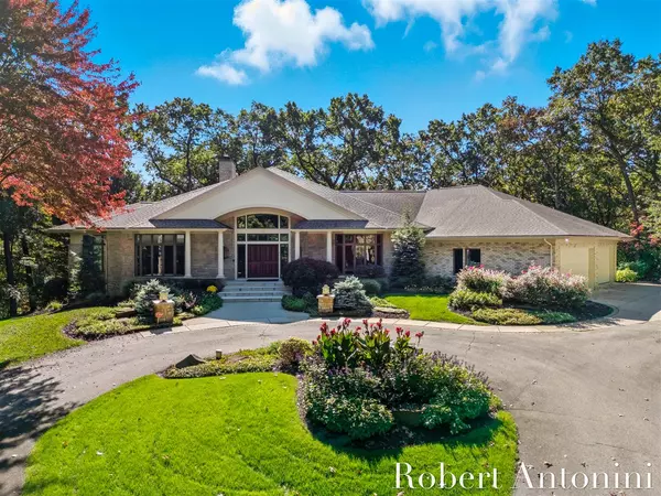 4634 Old Grand River Trail, Ada, MI 49301