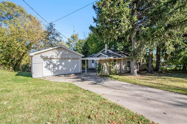 Buchanan, MI 49107-8460,1005 E Front Street