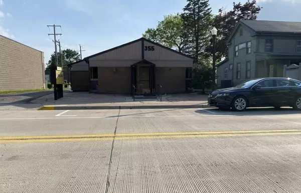 355 Main Street, Belleville, MI 48111-2687