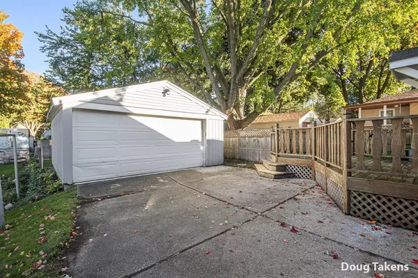 Grand Rapids, MI 49505-5502,1238 Carlton Avenue