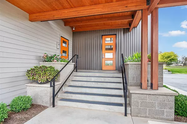 Holland, MI 49423-2807,110 Central Avenue