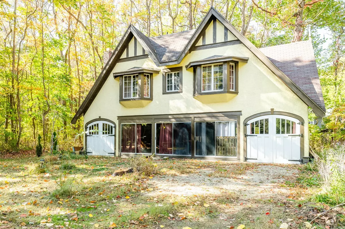 Lakeside, MI 49116,14370 Lakeshore Road