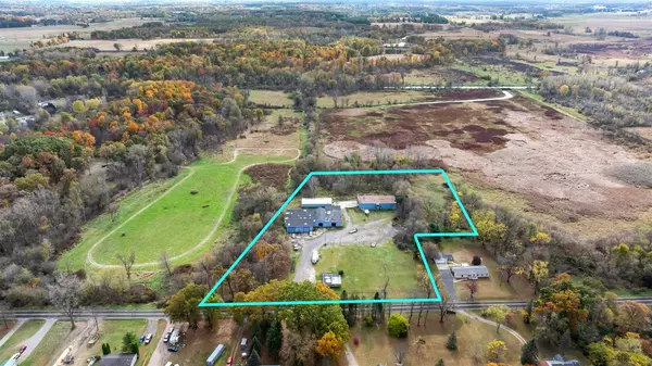 6501 Hawkins Road, Jackson, MI 49201-9577