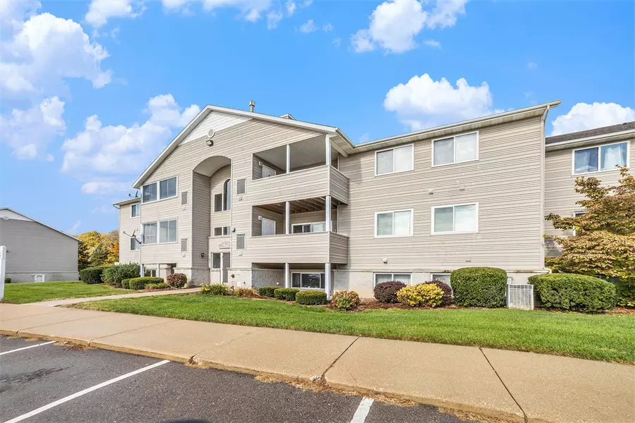 8410 N Jasonville Court, Caledonia, MI 49316