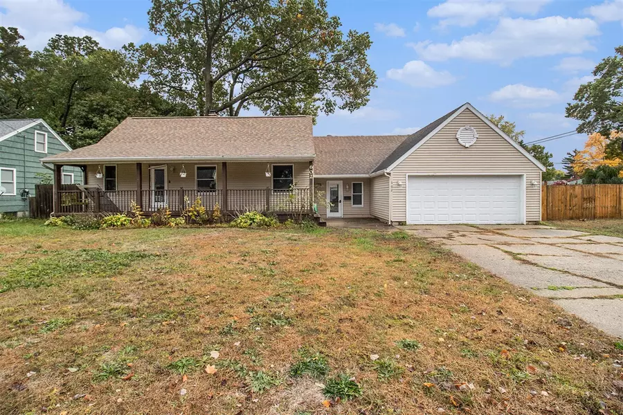 602 Elsa Street, Muskegon, MI 49445-3206