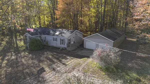 17235 Main Street, Nunica, MI 49448-9337