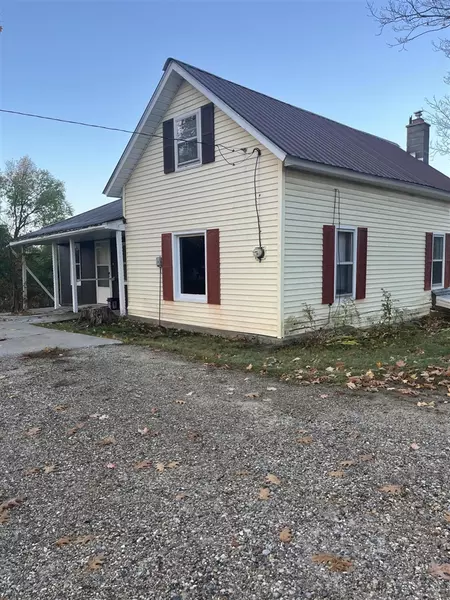 19295 195th Avenue, Big Rapids, MI 49307-9351