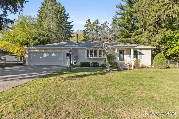 409 S Luray Street, Greenville, MI 48838-2132