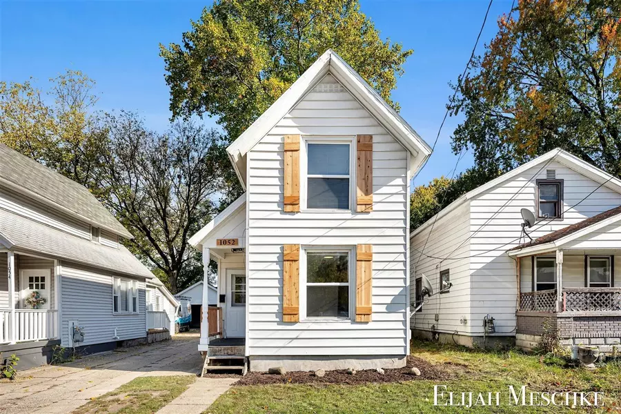 1052 Broadway Avenue, Grand Rapids, MI 49504